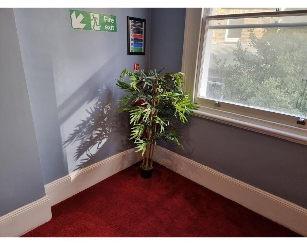 Apartamento Fg2- Mezzanine Flat Fits 3 Near Hyde Park Londres Exterior foto